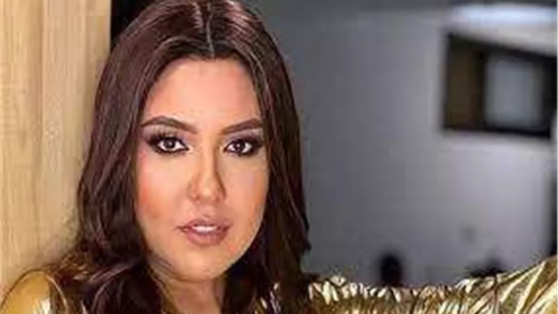 وفاة والد مي كساب وتشييع جنازته اليوم من مسجد الشرطة بالشيخ زايد
