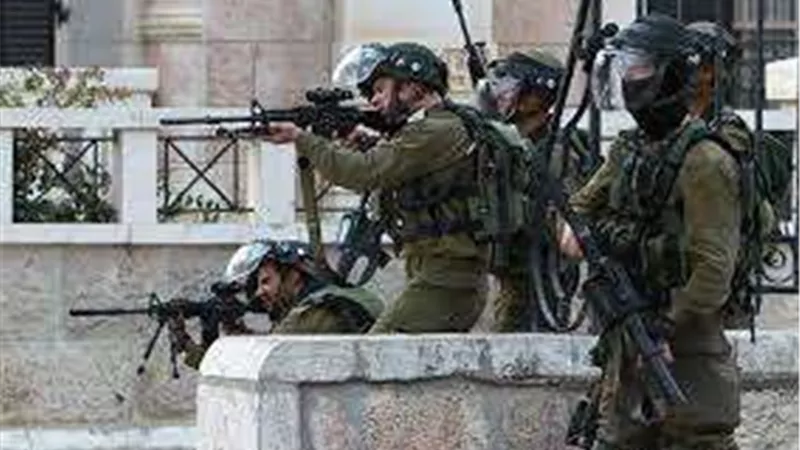 استشهاد 3 فلسطينيين باستهداف الجيش الإسرائيلي لسيارتهم في نابلس