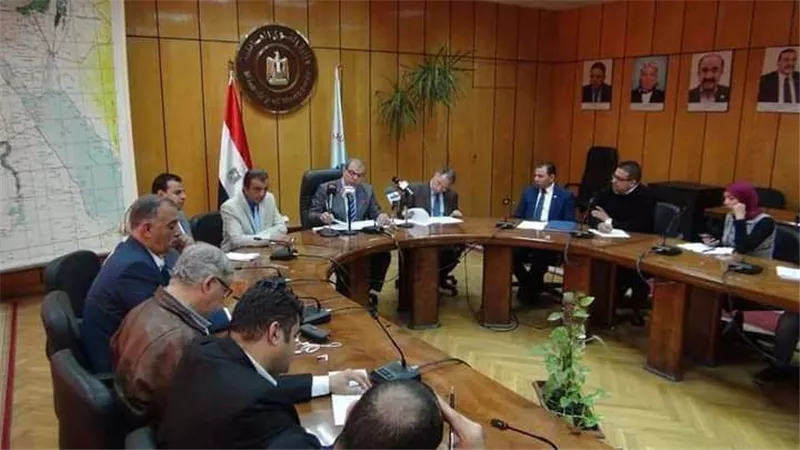 تعيين 46 شاباً والتفتيش على 122 منشأة بالوادي الجديد