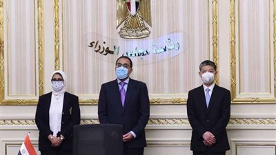 رئيس الوزراء يشهد توقيع اتفاقيتين لتصنيع لقاح 