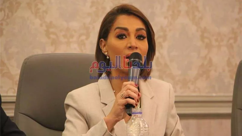 بسمة وهبة بإطلالات أنيقة في 