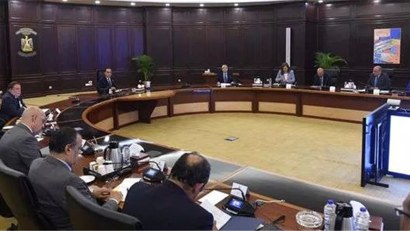 رئيس الوزراء يترأس اجتماع المجلس الأعلى للطاقة