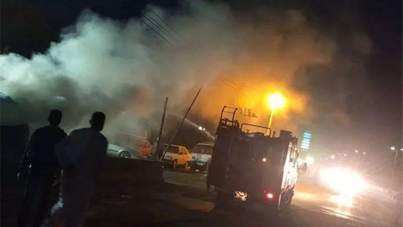 السيطرة على حريق بسيارة بالقرب من كوبري الشموت ببنها