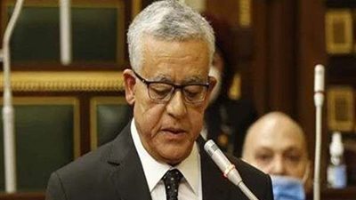 البرلمان يوافق على إعلان حالة الطوارئ في البلاد