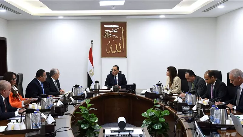 رئيس الوزراء يستعرض إجراءات تفعيل التعاون الثنائي بين مصر وإيطاليا في مجال الزراعة والتصنيع الزراعي