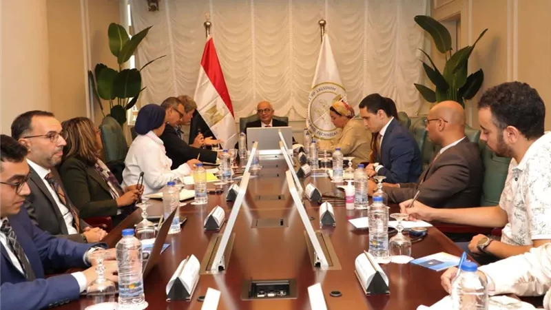 وزير التربية والتعليم يبحث تعزيز مشروعات التعاون لتطوير التعليم قبل الجامعي في مصر