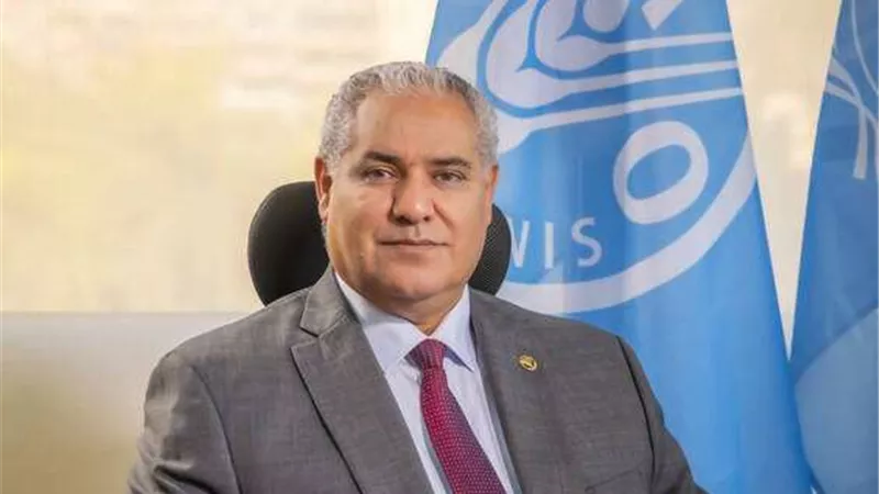 مسؤول بـ