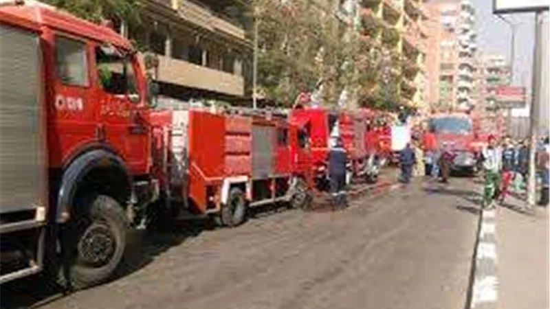 دون إصابات.. الحماية المدنية تسيطر على حريق شقة سكنية بالوراق
