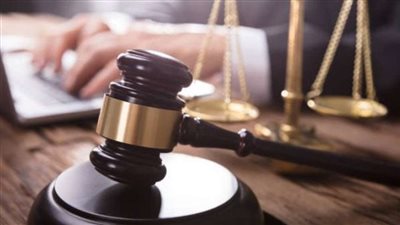 إحالة أوراق عامل يقتل زوجته بـ 27 طعنة للمفتي