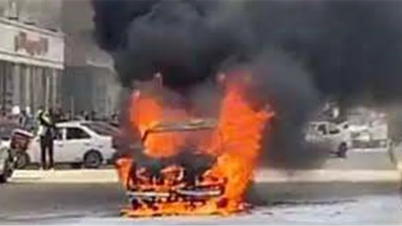 السيطرة على حريق سيارة ملاكي بمنطقة كرداسة