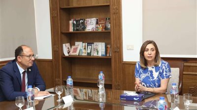 وزيرة الثقافة تستقبل رئيس جامعة حلوان للتعاون في تقديم الأنشطة الثقافية لطلاب الجامعة