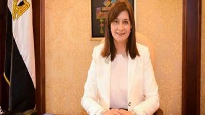 أول إجراء لوزارة الهجرة بشأن أزمة فتاة مصرية عالقة بمطار الدوحة