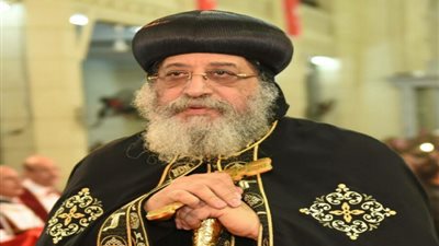 شيخ الأزهر يهنئ البابا تواضروس بـ عيد القيامة
