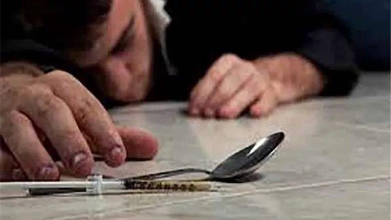 مكافحة الإدمان يرصد 7 مسلسلات بها  مشاهد تدخين ومخدرات