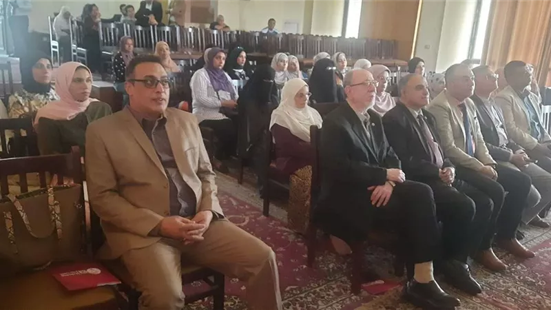 التطوير المهني والإداري والارتقاء بالمستوى العلمي.. أهم محاور برنامج التعليم الصيدلي المستمر بالمنوفية