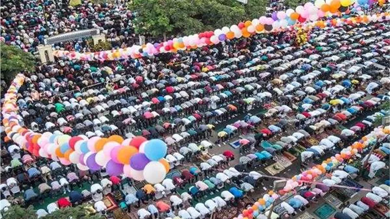 أول دولة عربية تعلن عن إلغاء صلاة العيد للحد من كورونا