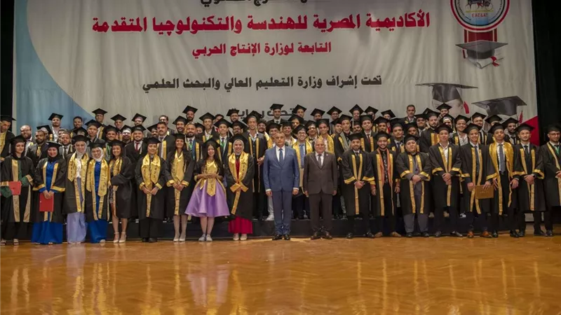 وزير الإنتاج الحربي: نسعى دومًا نحو ربط التعليم والبحث العلمي بالصناعة