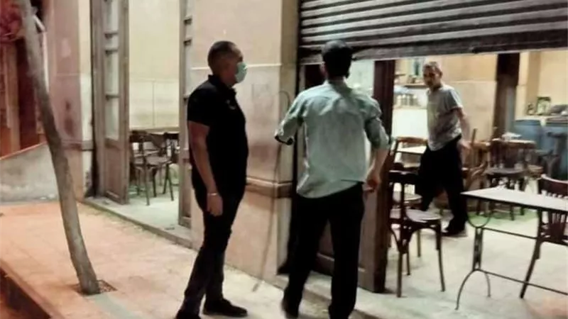 الجيزة: غلق وتشميع 38 محلًا مخالفًا لمواعيد الغلق