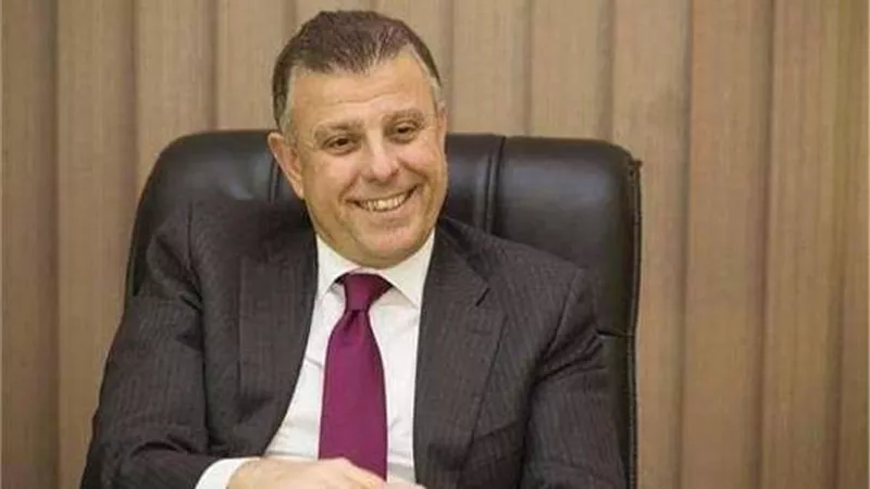 رئيس جامعة عين شمس والمدير التنفيذي لصندوق النقد الدولي يحضران مناقشة رسالة دكتوراه بكلية التجارة