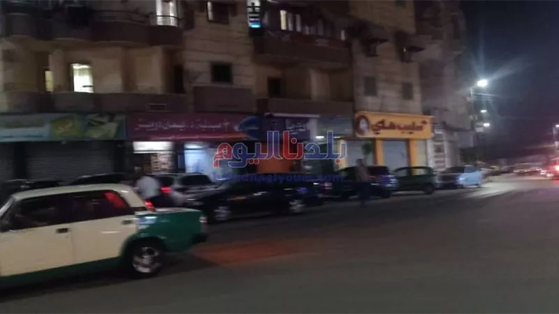 حملات مكثفة بالشوارع لمتابعة تطبيق قرارات غلق المحال والمقاهى بالبحيرة