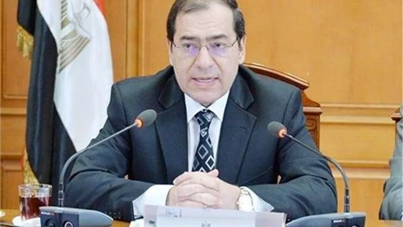 وزير البترول يتابع استعدادات منظومة توزيع المنتجات البترولية خلال فترة عيد الفطر المبارك
