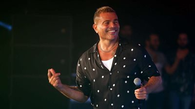 بعد غياب 12 عاماً.. عمرو دياب يستعد لإحياء حفل غنائي اليوم في لبنان
