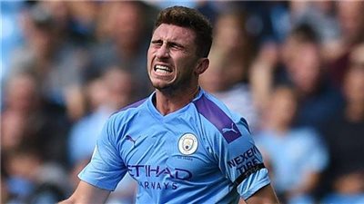 إسبانيا تسعى لإشراك لابورت في اليورو