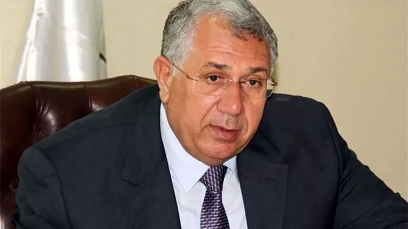 وزير الزراعة يشدد على منع التعدي على الأراضي الزراعية