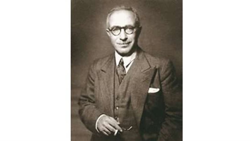 الدكتور محمد حسن