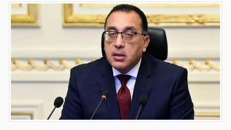 محافظ القاهرة يهنئ رئيس الوزراء  بمناسبة حلول عيد الفطر المبارك