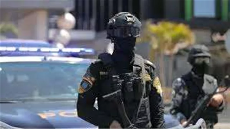 القبض على هاربين من 103 حكم  بكفر الشيخ