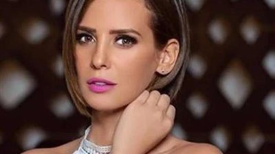 إيمان العاصي تشارك جمهورها بصورة جديدة من كواليس فيلم 
