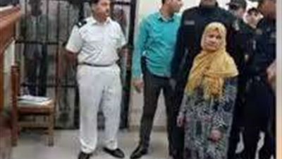 وصول قاتلة طفلها بالشرقية إلى محكمة جنايات الزقازيق وسط حراسة مُشددة