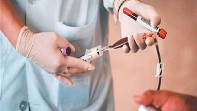 الذهب الأحمر.. عقوبة تشغيل مركز تجميع بلازما الدم دون ترخيص
