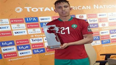 خطوة جديدة تقرب سفيان رحيمي من الأهلي