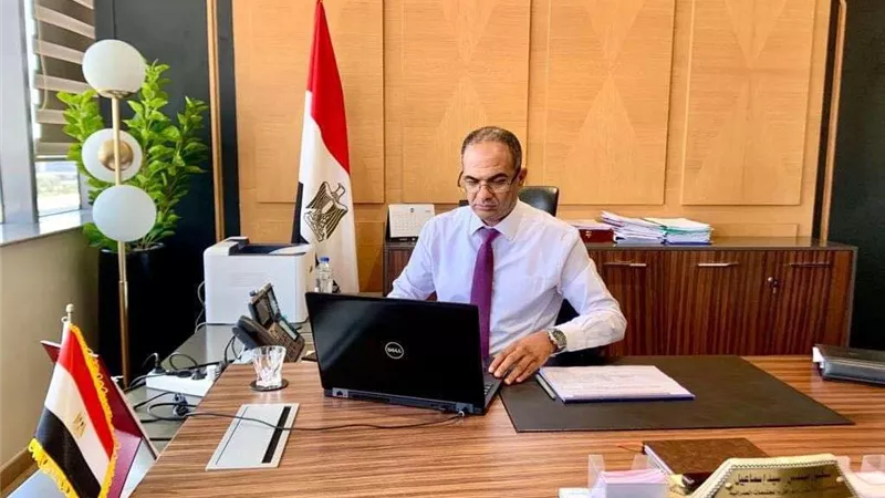 نائب وزير الإسكان يتابع برنامج تحسين خدمات مياه الشرب والصرف الصحي بمرحلته الثانية