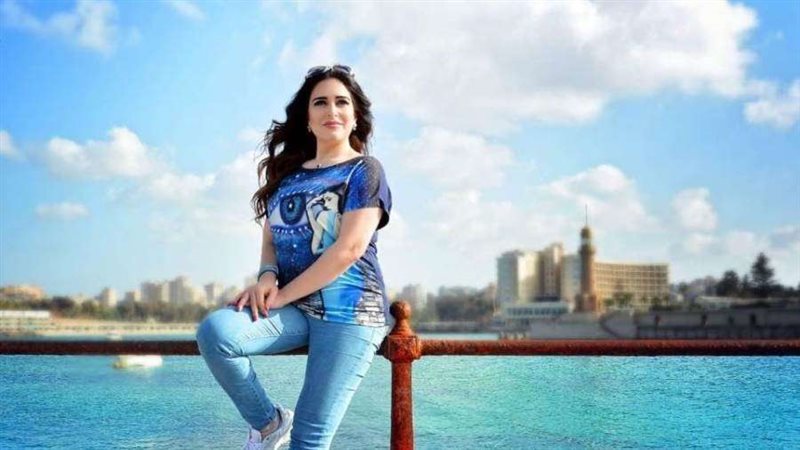 الفنانة ميرنا وليد