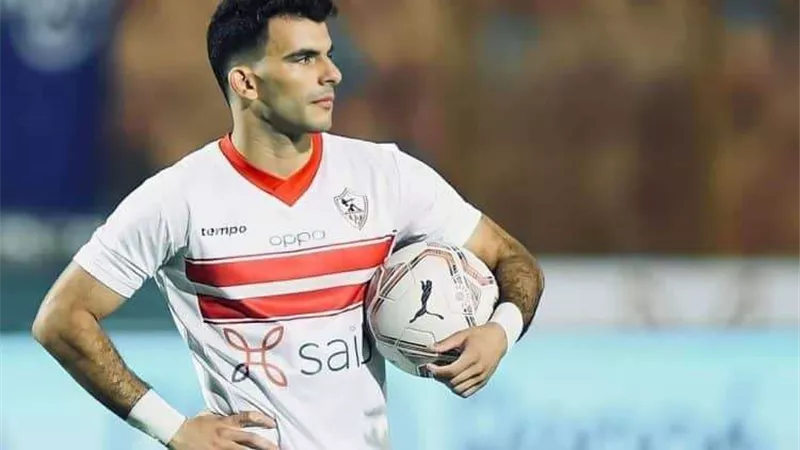 بعد تمسكه بالأبيض.. ماذا قدم 