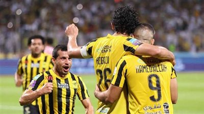 الاتحاد يفوز على الرياض برباعية نظيفة بالدوري السعودي