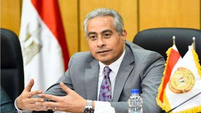 مديرية العمل بالأقصر تطلق دورات تدريب على المهن الجديدة في المستقبل
