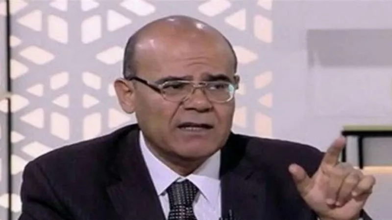 «عدم ارتداء الكمامات».. مجدي بدران يكشف سر انتشار المتحورات الجديدة من كورونا