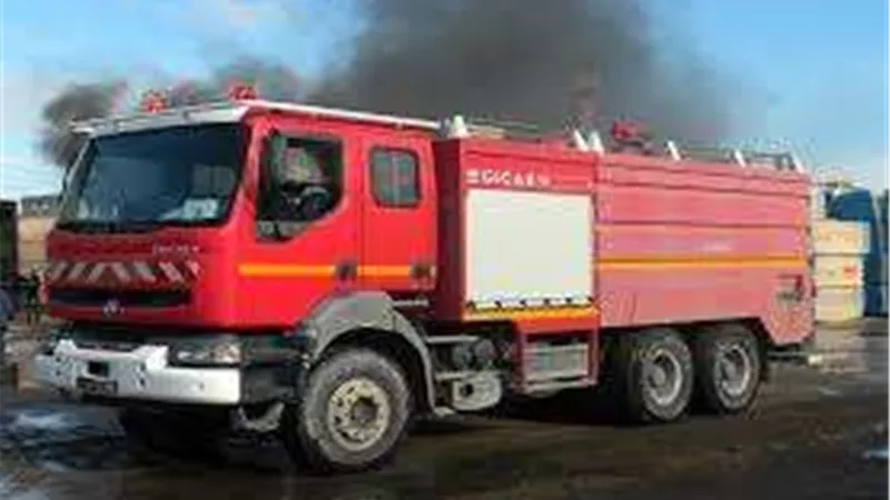 حريق هائل يلتهم مصنع بطريق مصر الإسماعيلية الصحراوي