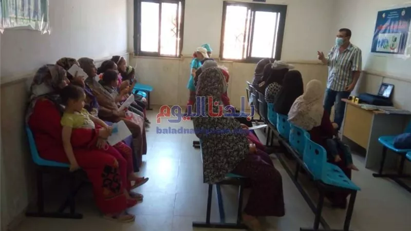 الكشف على ١٣٨٦ مريضاً خلال قافلة طبية متعددة التخصصات بمركز الرحمانية