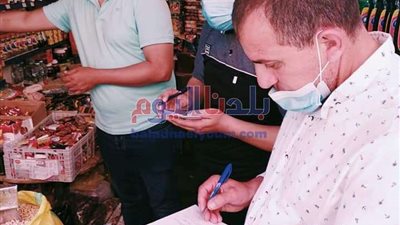 ضبط ٢٠٠٠ عبوة منظفات بمصنع غير مرخص بالبحيرة