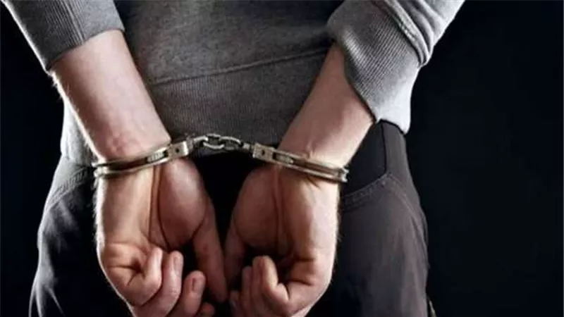 الداخلية تضبط هاربين من أحكام لأكثر من 350 سنة سجن