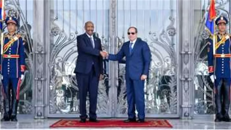 السيسي يؤكد اعتزاز مصر الكبير بما يربطها بالسودان