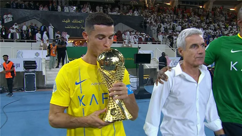 ثنائية رونالدو.. أهداف الشوط الأول بين النصر والشباب