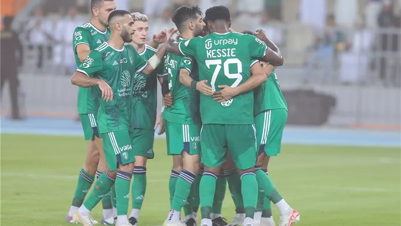 أهلي جدة يفوز علي الطائي بهدفين في الدوري السعودي