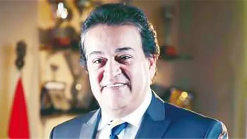 وزير الصحة يوجه بإنشاء لجان للمرور على جميع مستشفيات الوزارة