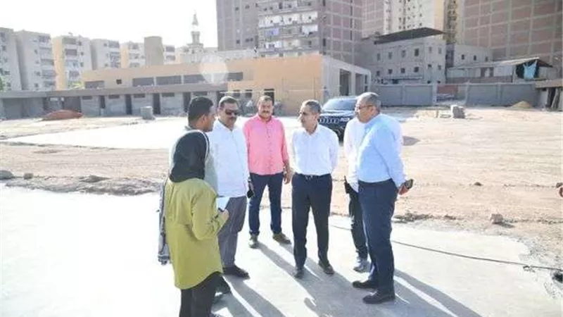 وزير التنمية المحلية يتابع جهود محافظة الغربية في رصف الطرق